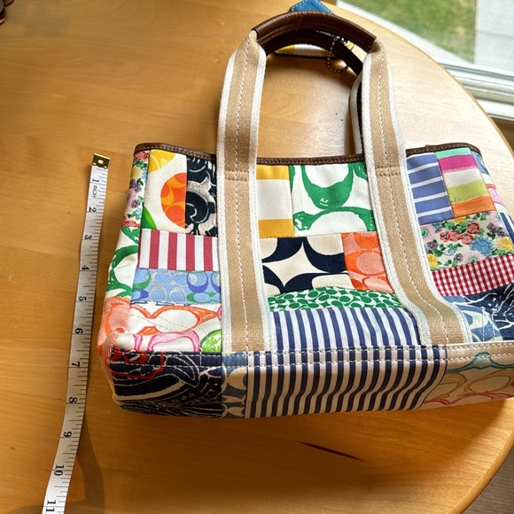 💕✨Gorgeous vintage Y2K coach Hampton patchwork weekend tote bag! 🌸🩵💕🌟 - Picture 16 of 16